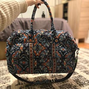 Large Vera Bradley duffel bag